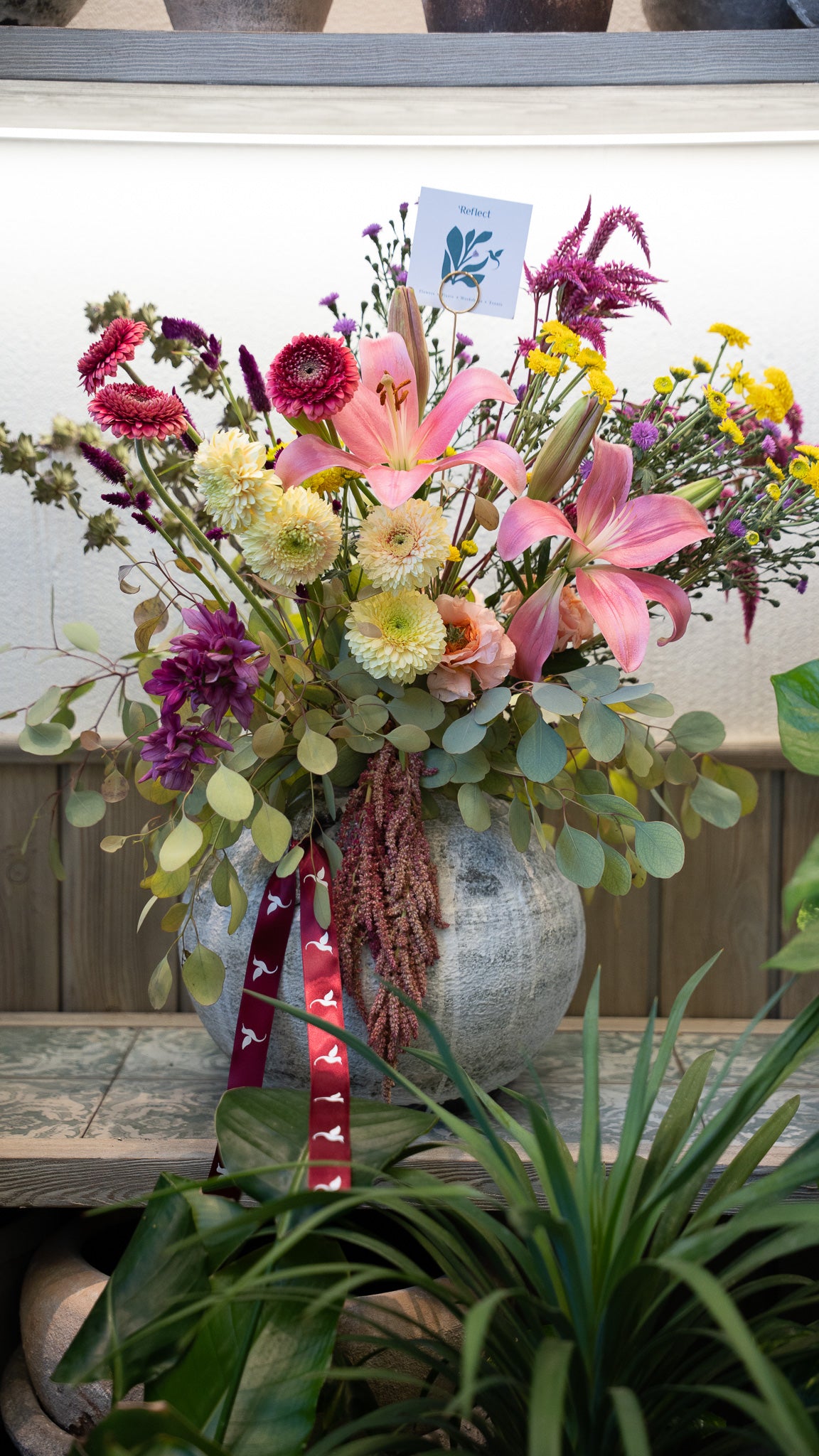 Reflect Signature Vintage Vase in Shades of Pink
